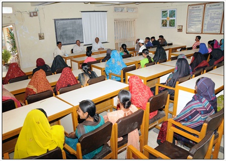 2012march01 farm women training at ssk (1)